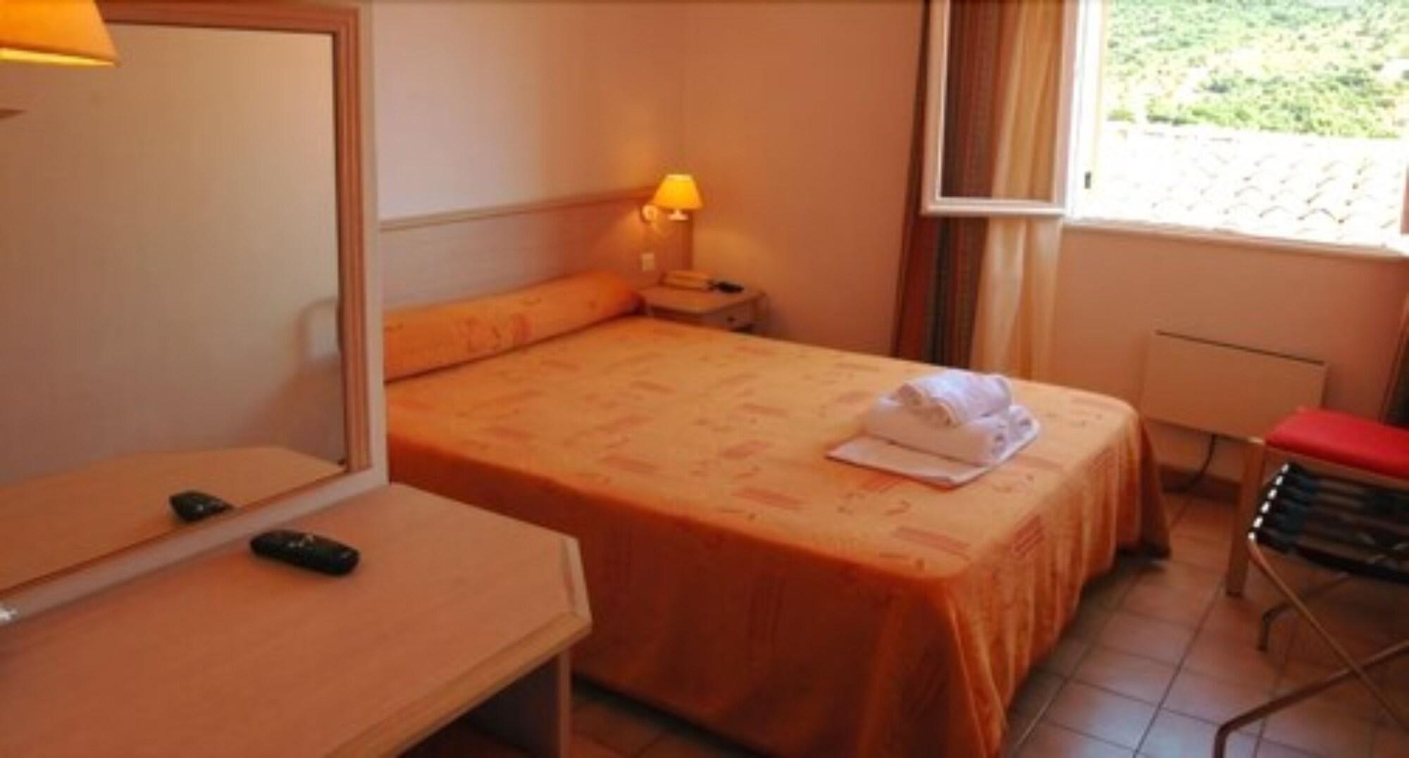 Hotel Residence San Pieru Tarcu Eksteriør billede