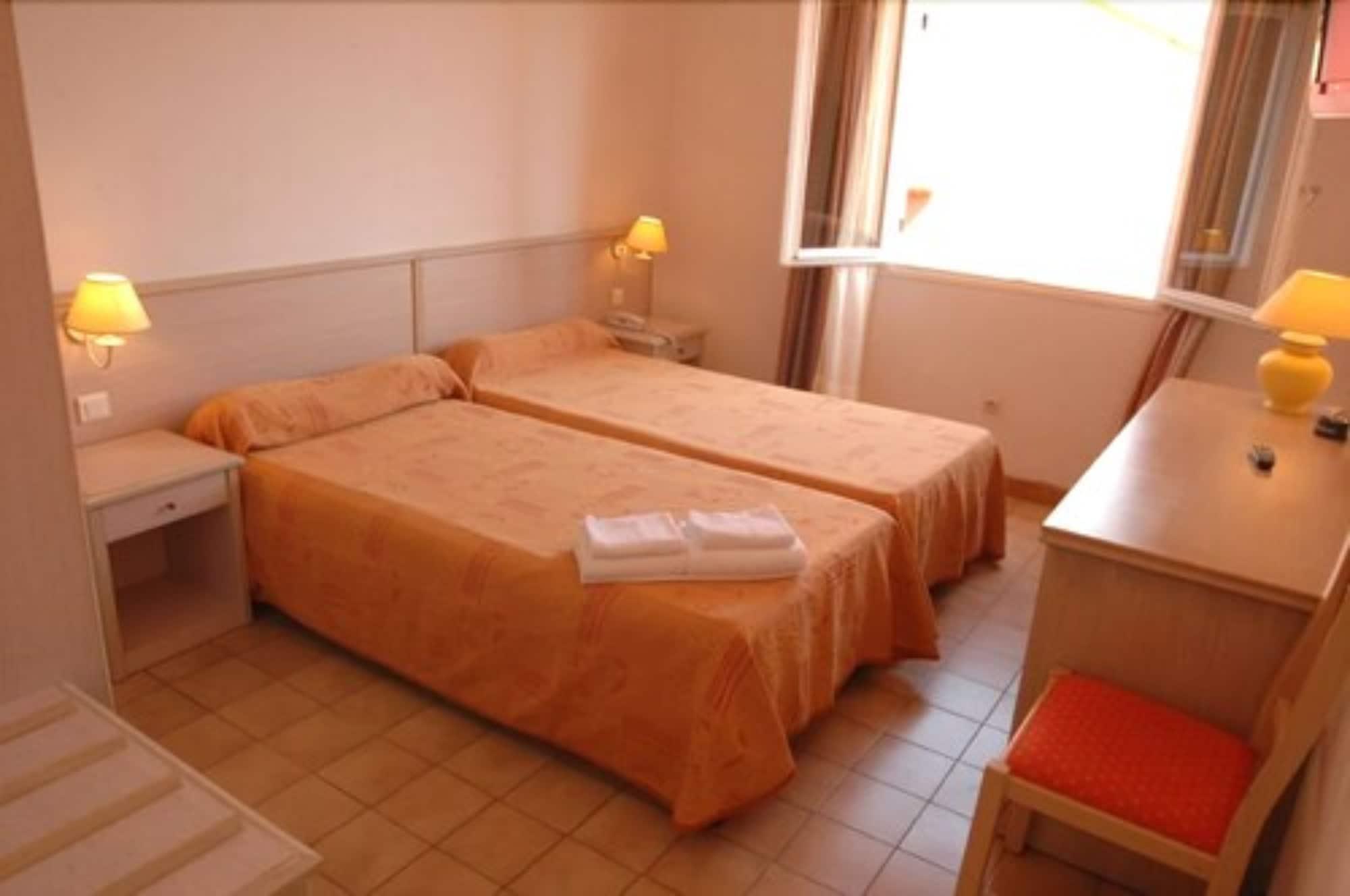 Hotel Residence San Pieru Tarcu Eksteriør billede