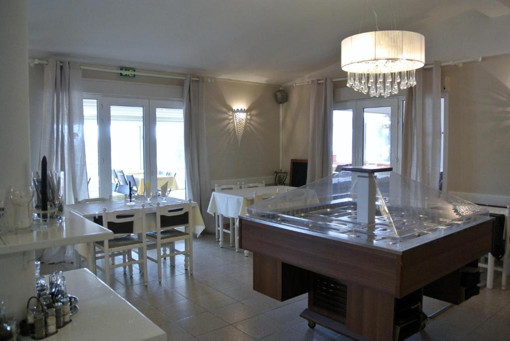 Hotel Residence San Pieru Tarcu Eksteriør billede